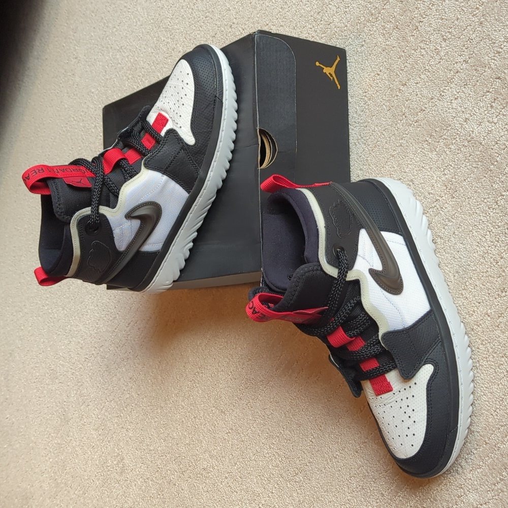 Air Jordan 1 High React